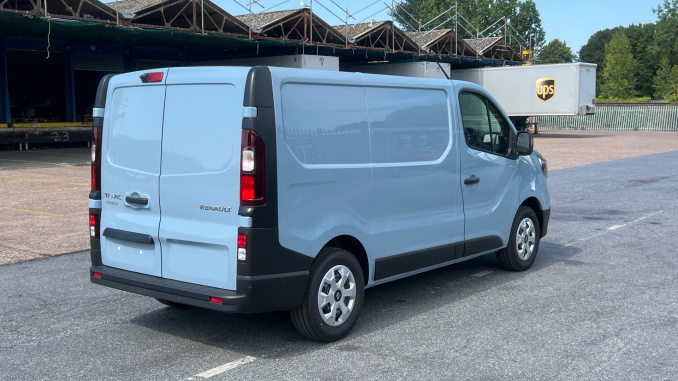 Renault Trafic Swb Diesel SL30 Blue dCi 130 Advance [Safety] Van - Image 10